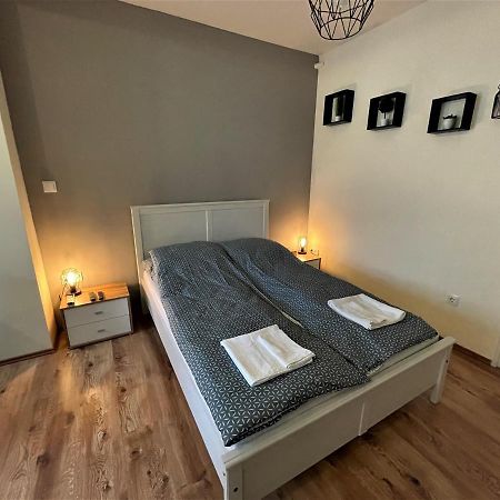 Hanna Apartman Debrecen Dış mekan fotoğraf
